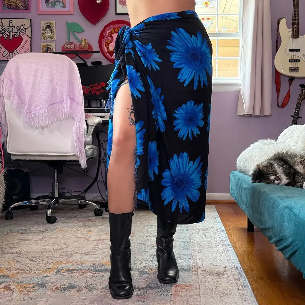 Vintage 90s / Y2K floral sarong wrap skirt
